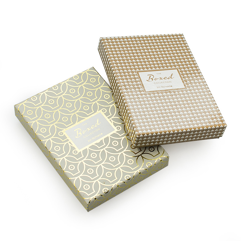 Luxury Gold Foil Stamping Rigid Gift Paper Box Small Size